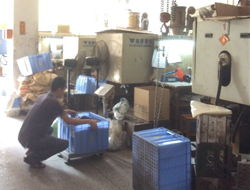 东莞石碣隆凤塑胶制品厂 专注塑胶产品开发与注塑加工，赋能塑胶家具与包装产业